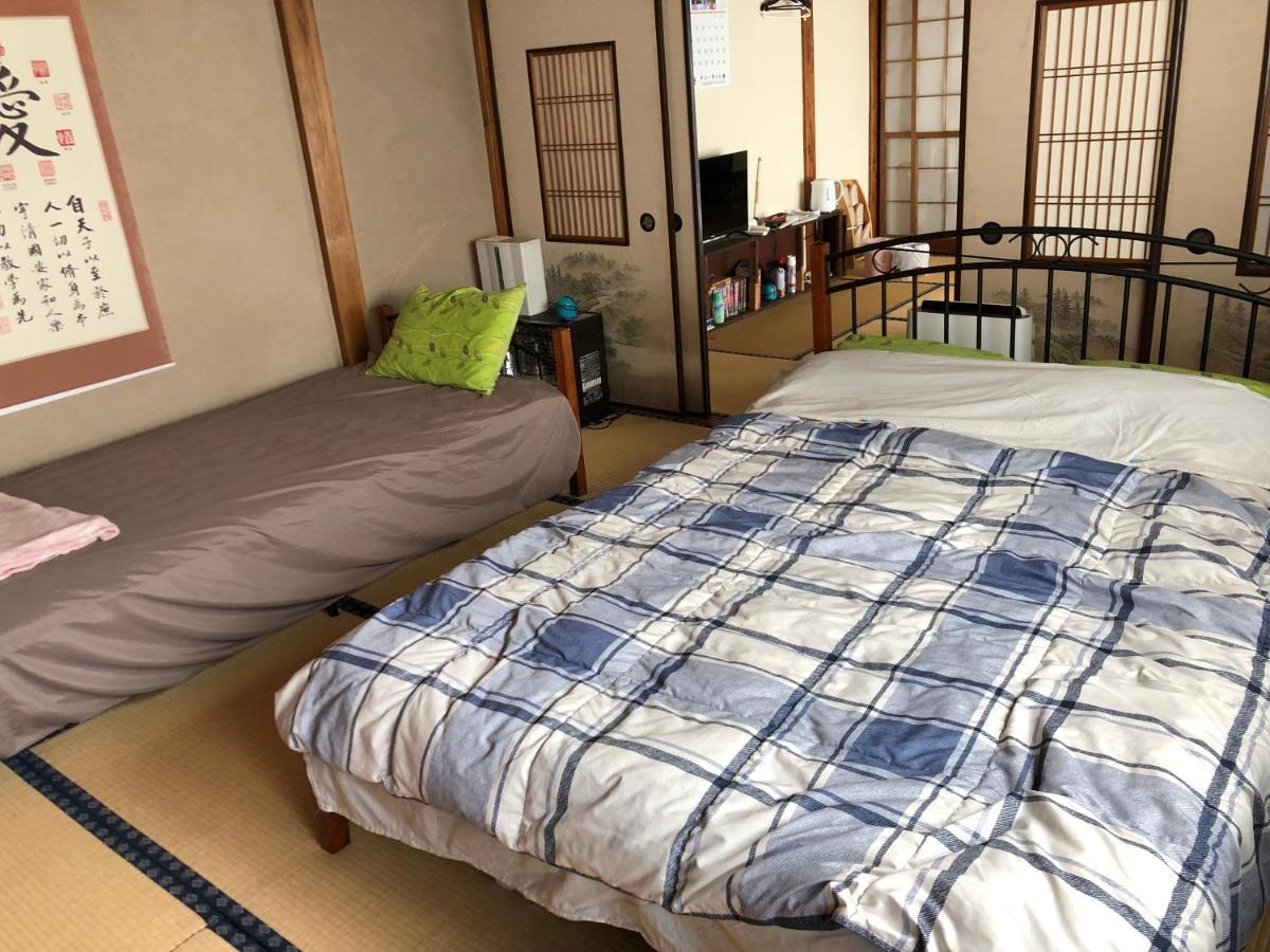 コウノトリの里の宿 Konosu Eksteriør billede
